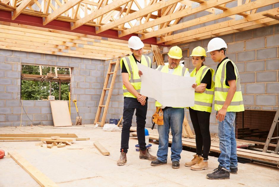 Cost-Efficient Building: Budget Tips to Hire Top Builders in Brisbane